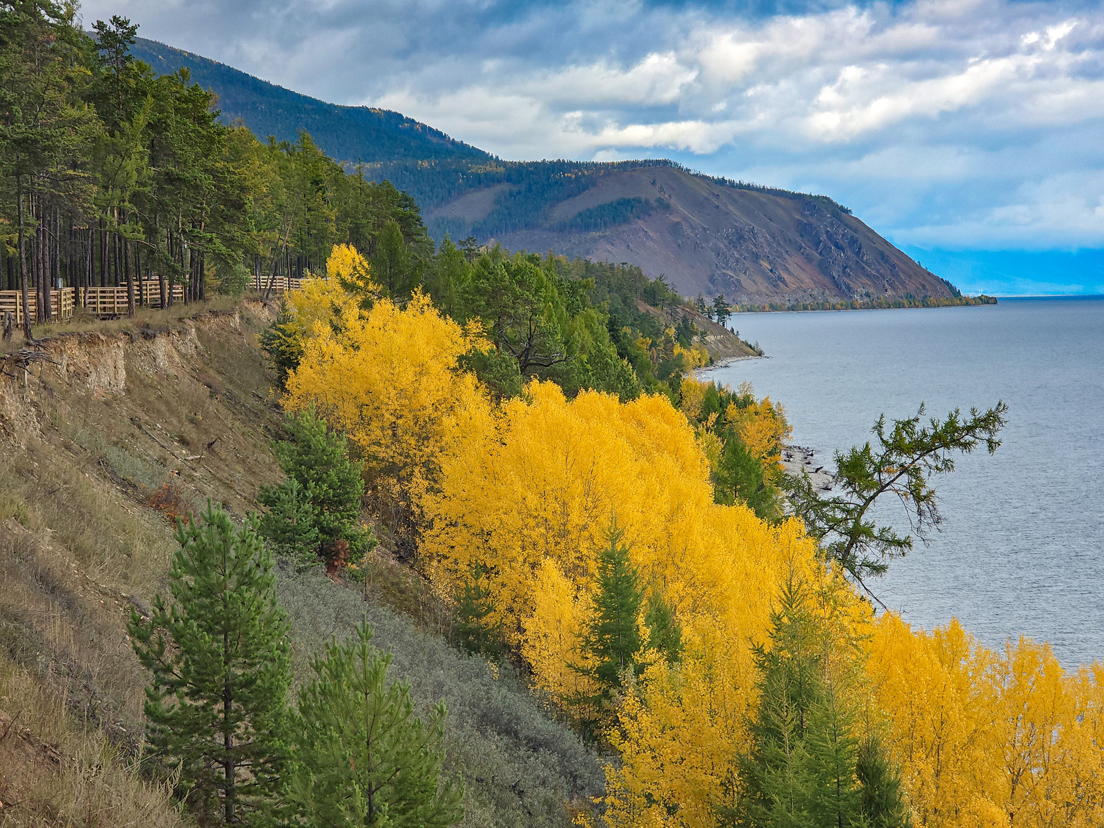 Север Байкала в сентябре